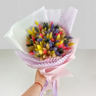 Букет из лагуруса и фалариса