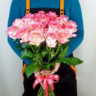 21 розовая роза